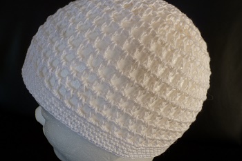 BONNET CHARLESTON BLANC CROCHETE A LA MAIN POUR FEMME